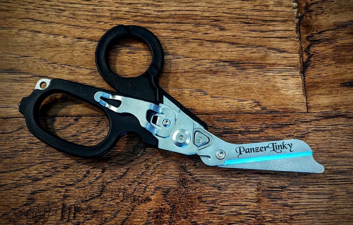 Personalized 6-in-1 trauma shears with custom name engraving for firefighters and EMTs