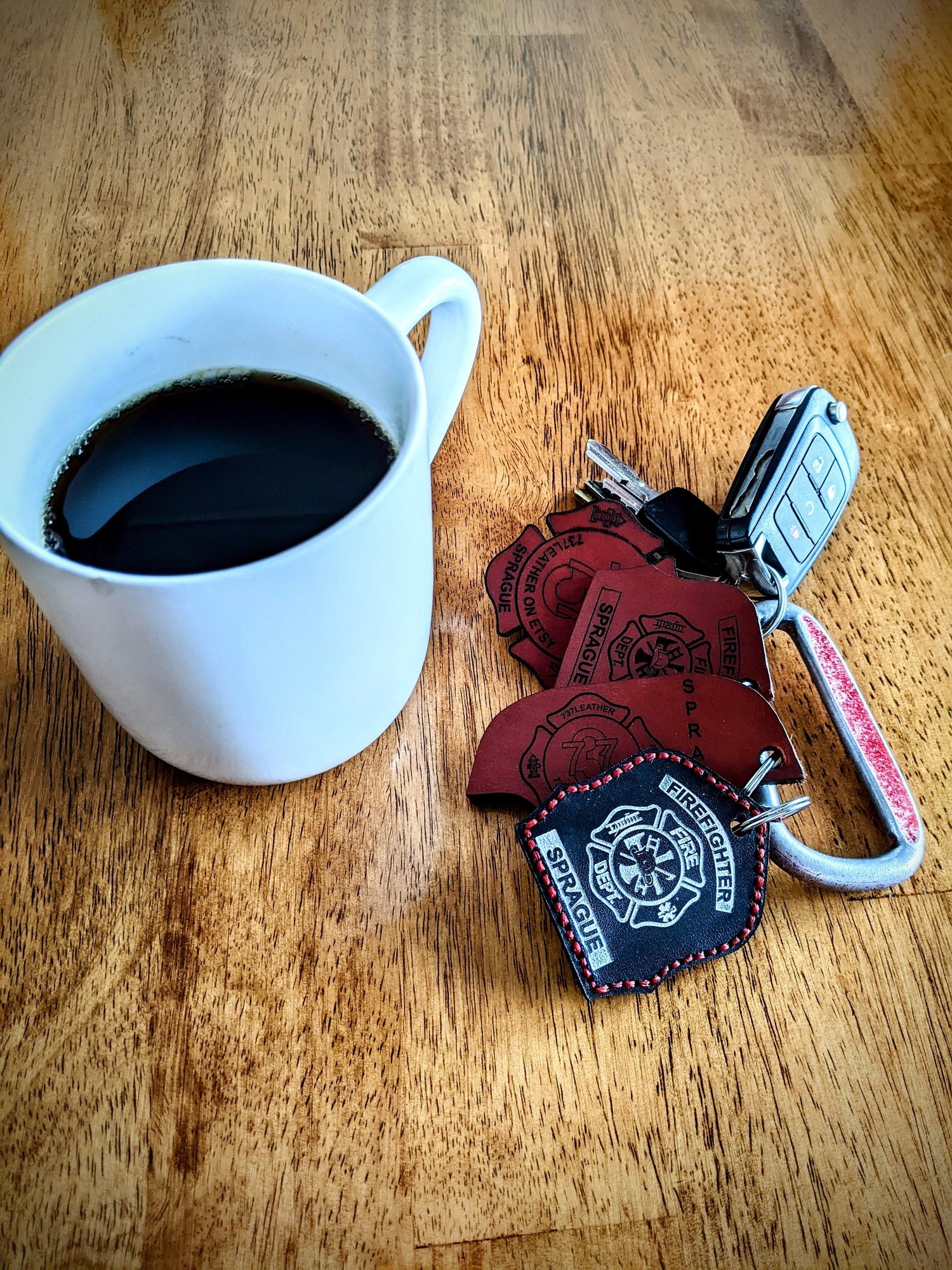 Custom black leather firefighter helmet shield keychain – additional product view 3