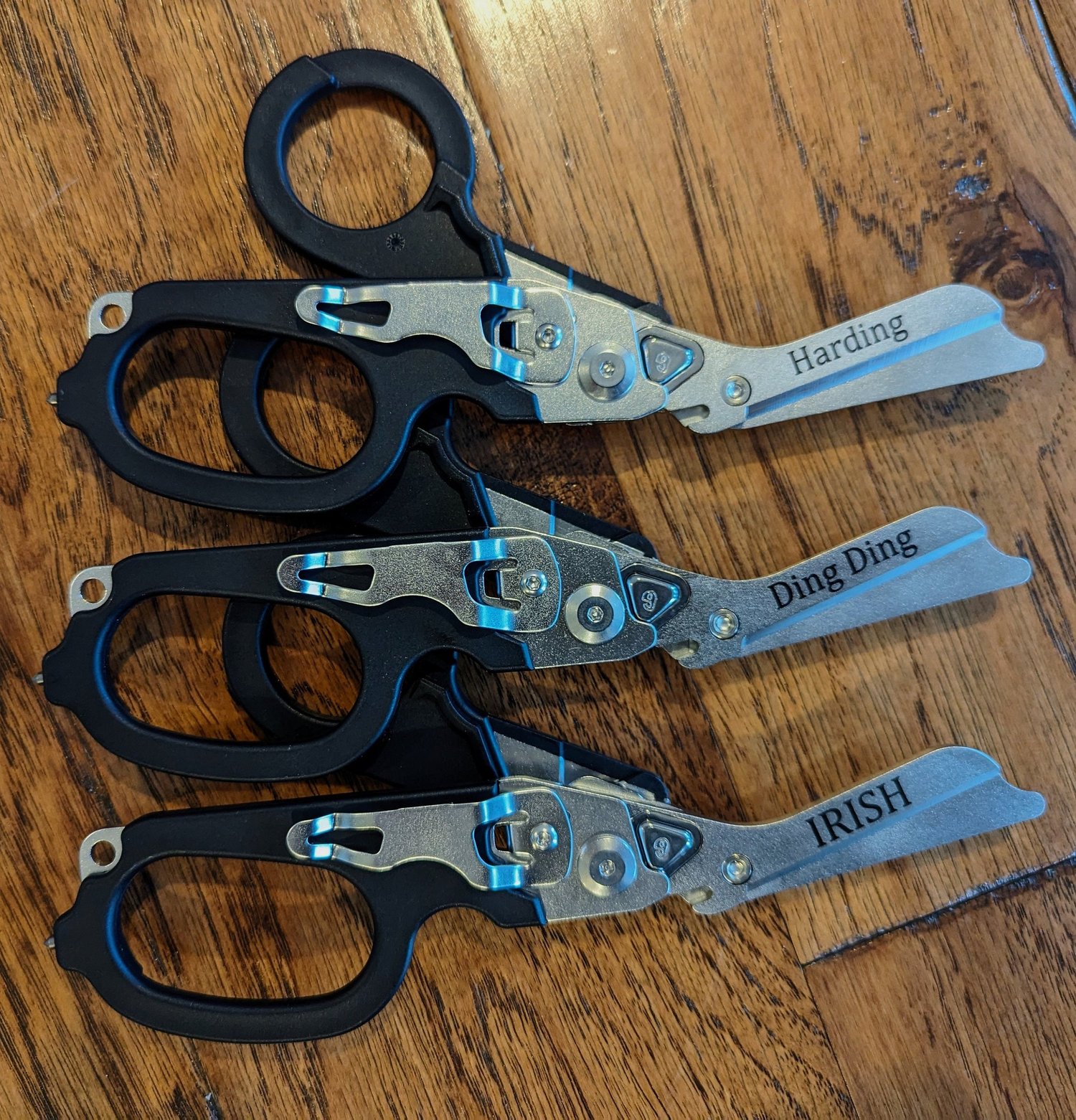 Personalized 6-in-1 trauma shears for EMTs and firefighters – additional product view 2